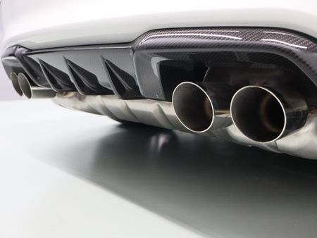 2021-BMW-M2-CS_8