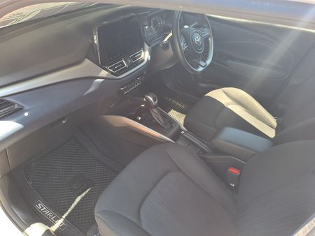 2023-Toyota-Starlet-15-XR-Auto_3
