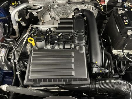 2024-Volkswagen-Tiguan-Allspace-14-TSI-R-Line-DSG-Auto_14