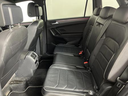 2024-Volkswagen-Tiguan-Allspace-14-TSI-R-Line-DSG-Auto_3