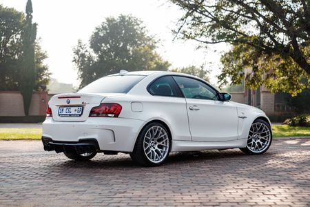 2011-BMW-1-Series-1M-CSL_14