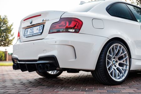 2011-BMW-1-Series-1M-CSL_18