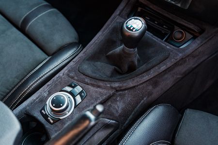 2011-BMW-1-Series-1M-CSL_38
