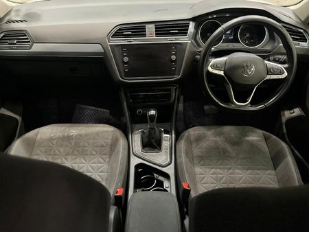 2023-Volkswagen-Tiguan-14-TSI-Life-DSG-Auto-110kW_12