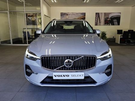 2024-Volvo-XC60-T8-Twin-Engine-R-Design-AWD_1