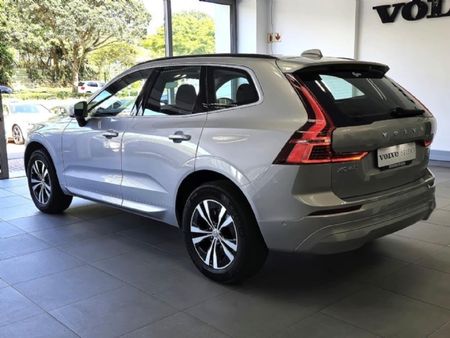 2024-Volvo-XC60-T8-Twin-Engine-R-Design-AWD_8