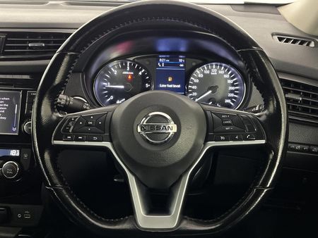 2022-Nissan-X-Trail-16-dCi-Tekna-4x4_10