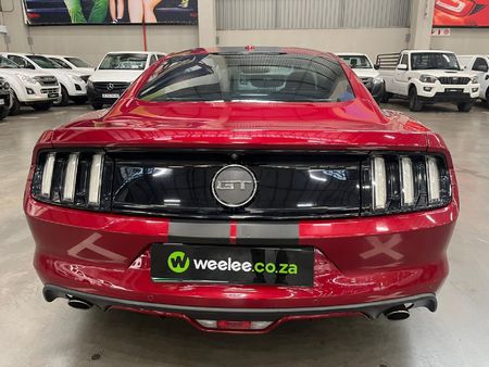 2019-Ford-Mustang-50-GT-Auto_11