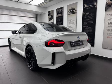 2023-BMW-M2-M-DCT_4