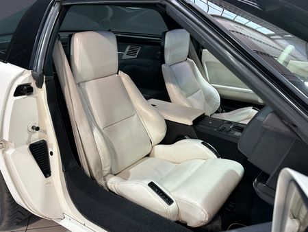 1988-Chevrolet-Corvette-35th-Anniversary_7