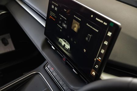 2026-Haval-H6-15T-Hybrid-Luxury-DHT_3