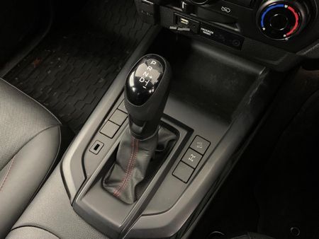 2024-Isuzu-D-Max-19-DDI-HR-X-Rider-Auto-Double-Cab_9