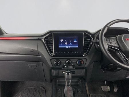 2024-Isuzu-D-Max-19-DDI-HR-X-Rider-Auto-Double-Cab_13