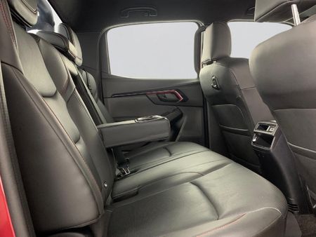 2024-Isuzu-D-Max-19-DDI-HR-X-Rider-Auto-Double-Cab_14