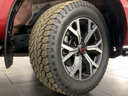 2024-Isuzu-D-Max-19-DDI-HR-X-Rider-Auto-Double-Cab_15