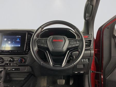 2024-Isuzu-D-Max-19-DDI-HR-X-Rider-Auto-Double-Cab_16