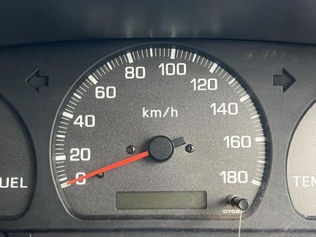 2007-Nissan-Hardbody-2000i-LWB-Single-Cab_9
