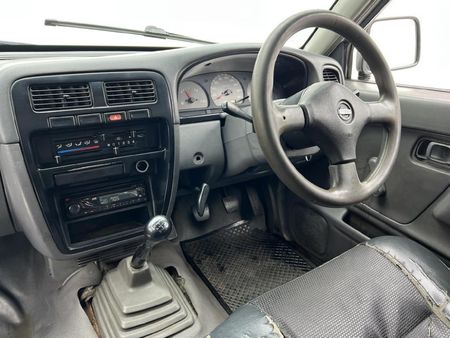 2007-Nissan-Hardbody-2000i-LWB-Single-Cab_7