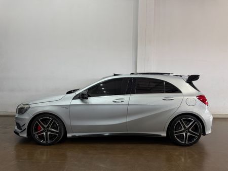 2017-Mercedes-AMG-A-Class-A45-AMG-4Matic_14