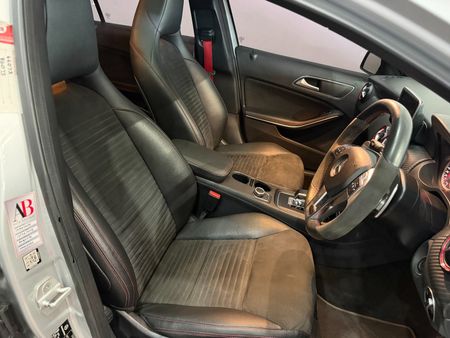 2017-Mercedes-AMG-A-Class-A45-AMG-4Matic_25