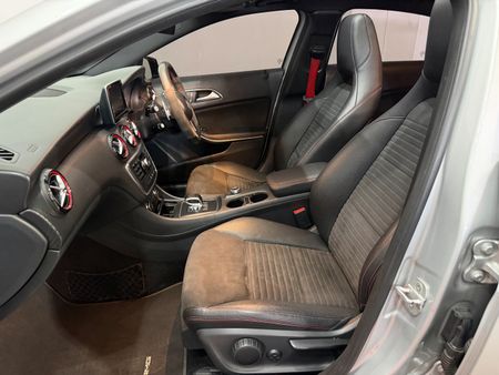 2017-Mercedes-AMG-A-Class-A45-AMG-4Matic_27