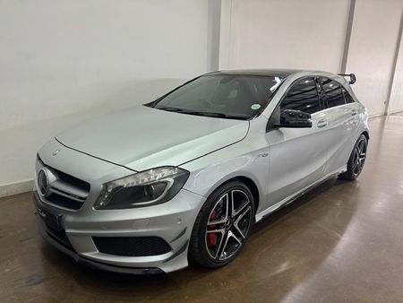 2017-Mercedes-AMG-A-Class-A45-AMG-4Matic_4