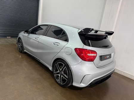 2017-Mercedes-AMG-A-Class-A45-AMG-4Matic_6
