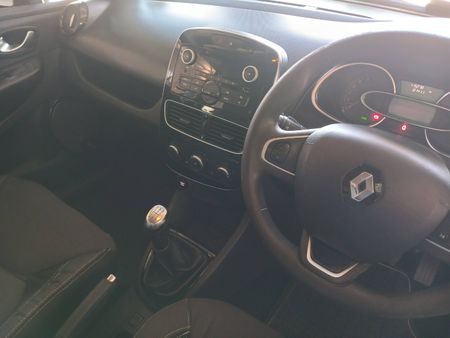 2017-Renault-Clio-IV-900T-Authentique-5-dr-66kW_13