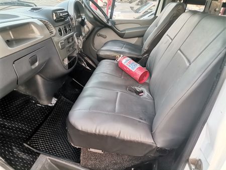 2005-Mercedes-Benz-Sprinter-416-CDI-22-Seater-Diesel_6