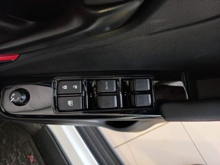 2026-Isuzu-D-Max-19-DDI-HR-X-Rider-Auto-Double-Cab_14
