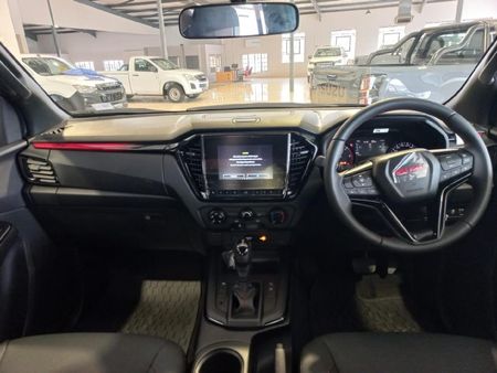 2026-Isuzu-D-Max-19-DDI-HR-X-Rider-Auto-Double-Cab_16