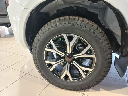 2026-Isuzu-D-Max-19-DDI-HR-X-Rider-Auto-Double-Cab_8