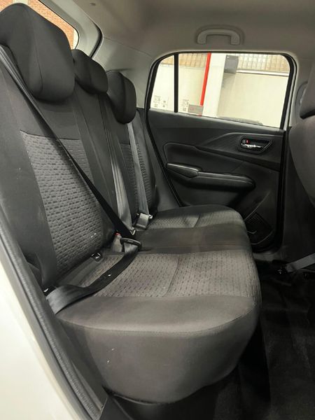 2025-Suzuki-Swift-12-GL-Auto_11