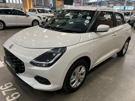 2025-Suzuki-Swift-12-GL-Auto_6