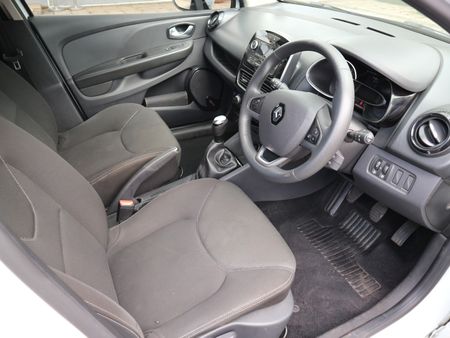 2019-Renault-Clio-IV-900T-Authentique-5-dr-66kW_10