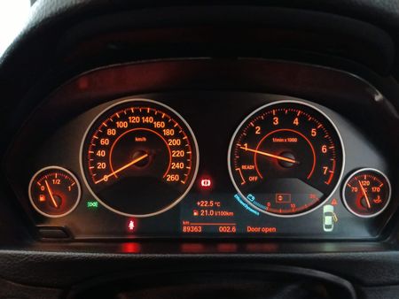 2019-BMW-4-Series-420i-Coupe_17
