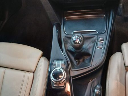 2019-BMW-4-Series-420i-Coupe_18