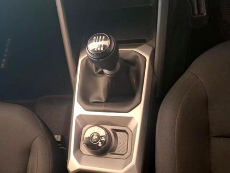 2025-Renault-Duster-12T-Zen-4x4-Mhev_10