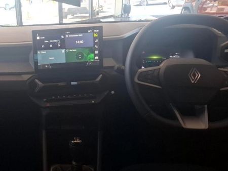 2025-Renault-Duster-12T-Zen-4x4-Mhev_11