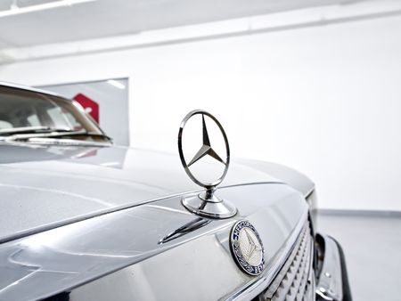 1979-Mercedes-Benz-S-Class-280-S-Auto_2