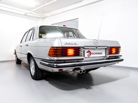 1979-Mercedes-Benz-S-Class-280-S-Auto_37