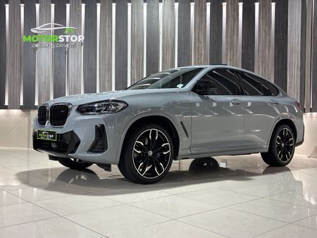 2023-BMW-X4-M40i_2