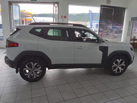 2025-Renault-Duster-12T-Zen-4x4-Mhev_6