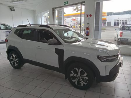 2025-Renault-Duster-12T-Zen-4x4-Mhev_7