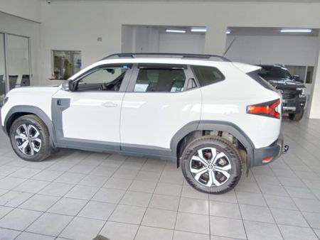 2025-Renault-Duster-12T-Zen-4x4-Mhev_8