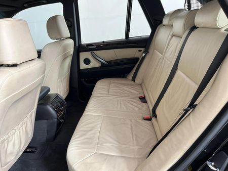 2005-BMW-X5-48is-Auto_3