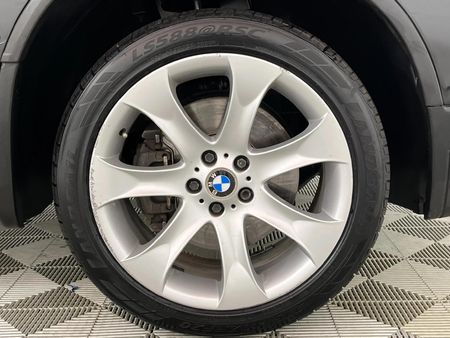 2005-BMW-X5-48is-Auto_5