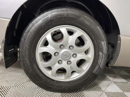 2014-Hyundai-H-1-25-CRDi-VGT-Wagon-Auto_6