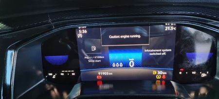 2022-Volkswagen-Polo-10-TSI-Life_9