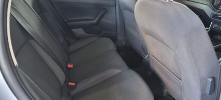2022-Volkswagen-Polo-10-TSI-Life_10